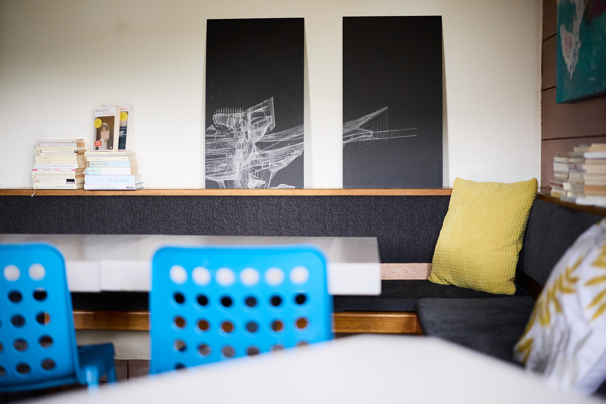 bilder bücher stühle bank