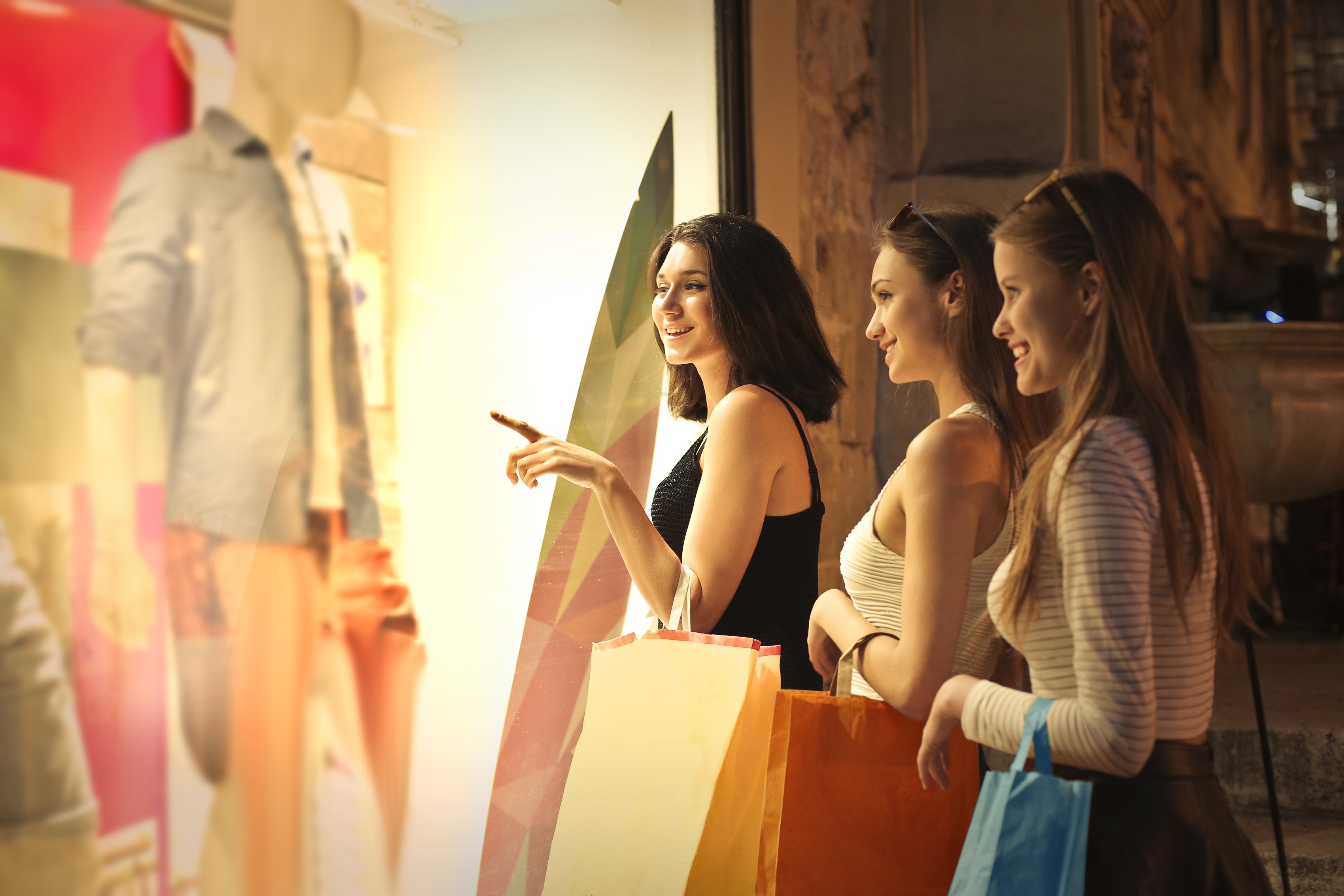 What Teens Should Know About Credit Cards