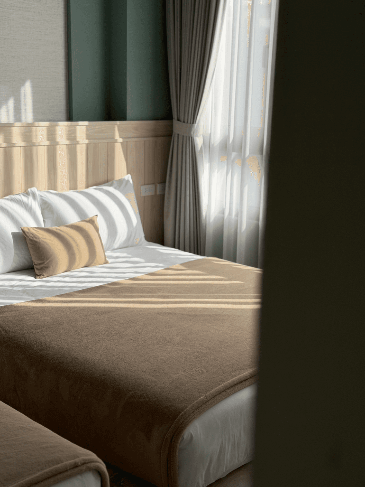 恆寓民宿四人房採光與動線