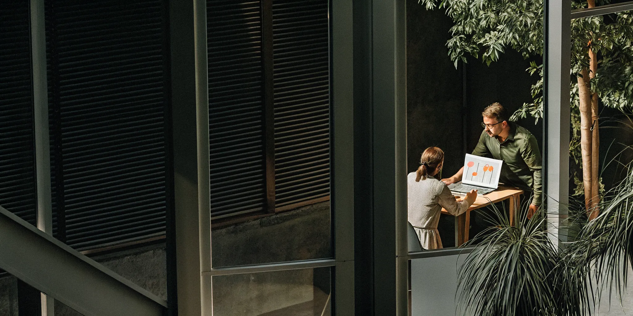 thumbnail-sox-vs-soc-compliance-whats-the-difference-829500