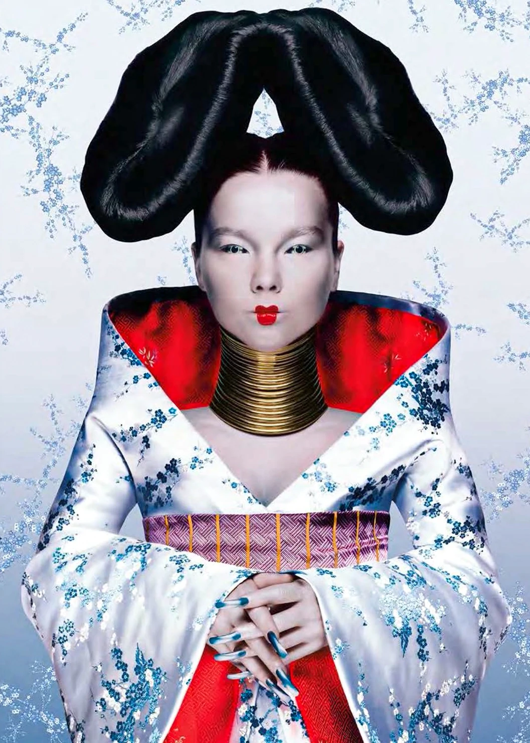 Black and white art photograph by Ann Ray capturing Shaun Leane's iconic Coiled silver neckpiece on the Alexander McQueen 'VOSS' runway.