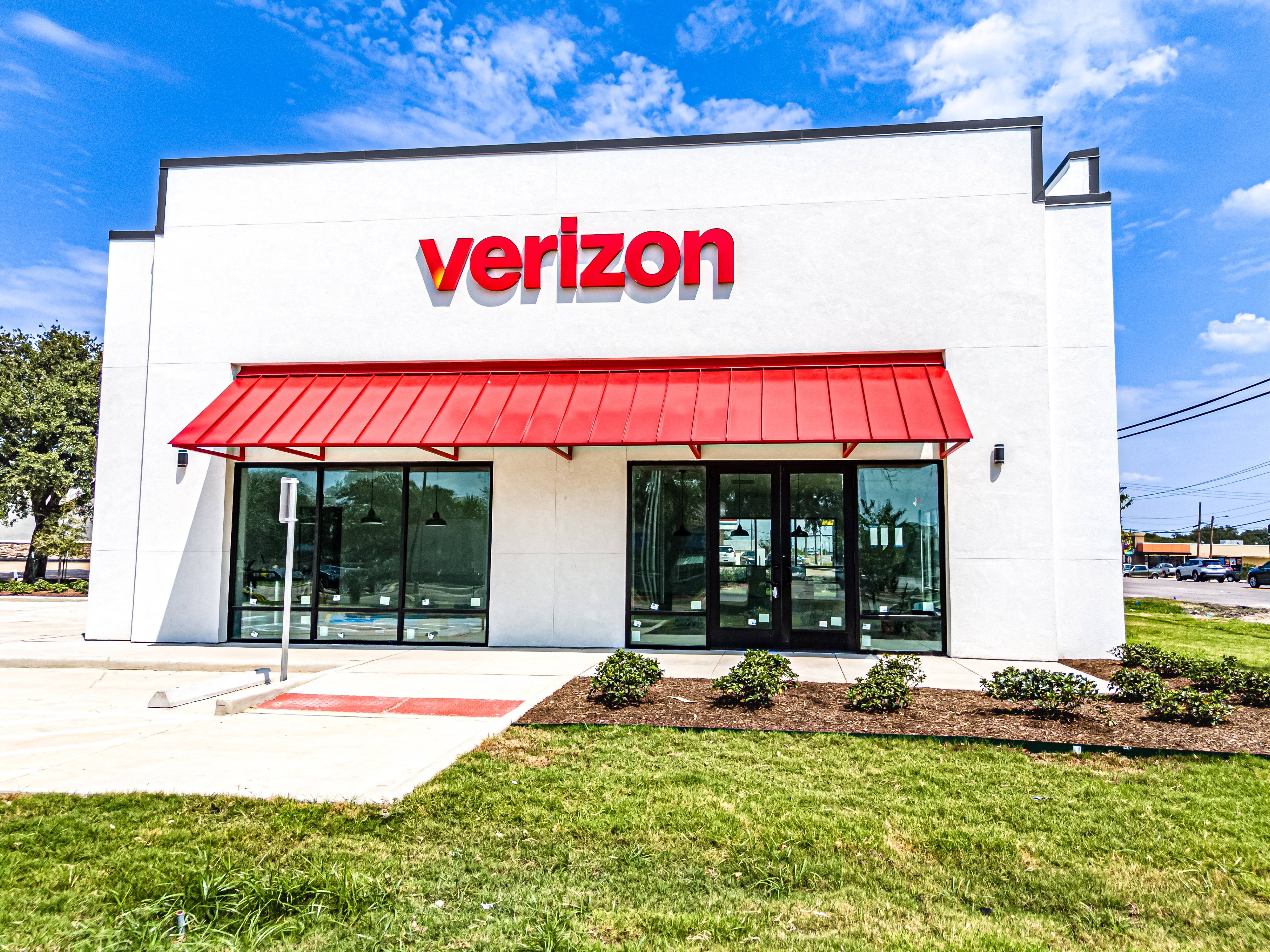 Verizon Bryan