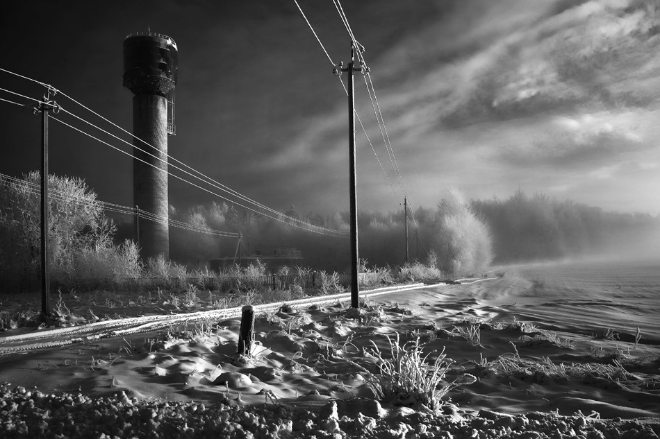 Snow Beneath the Sky by Aleksander Dylikowski