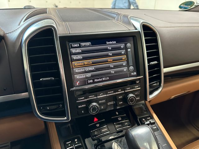 PORSCHE Cayenne 2013 BLACK Gebrauchtwagen - Galeriebild 16