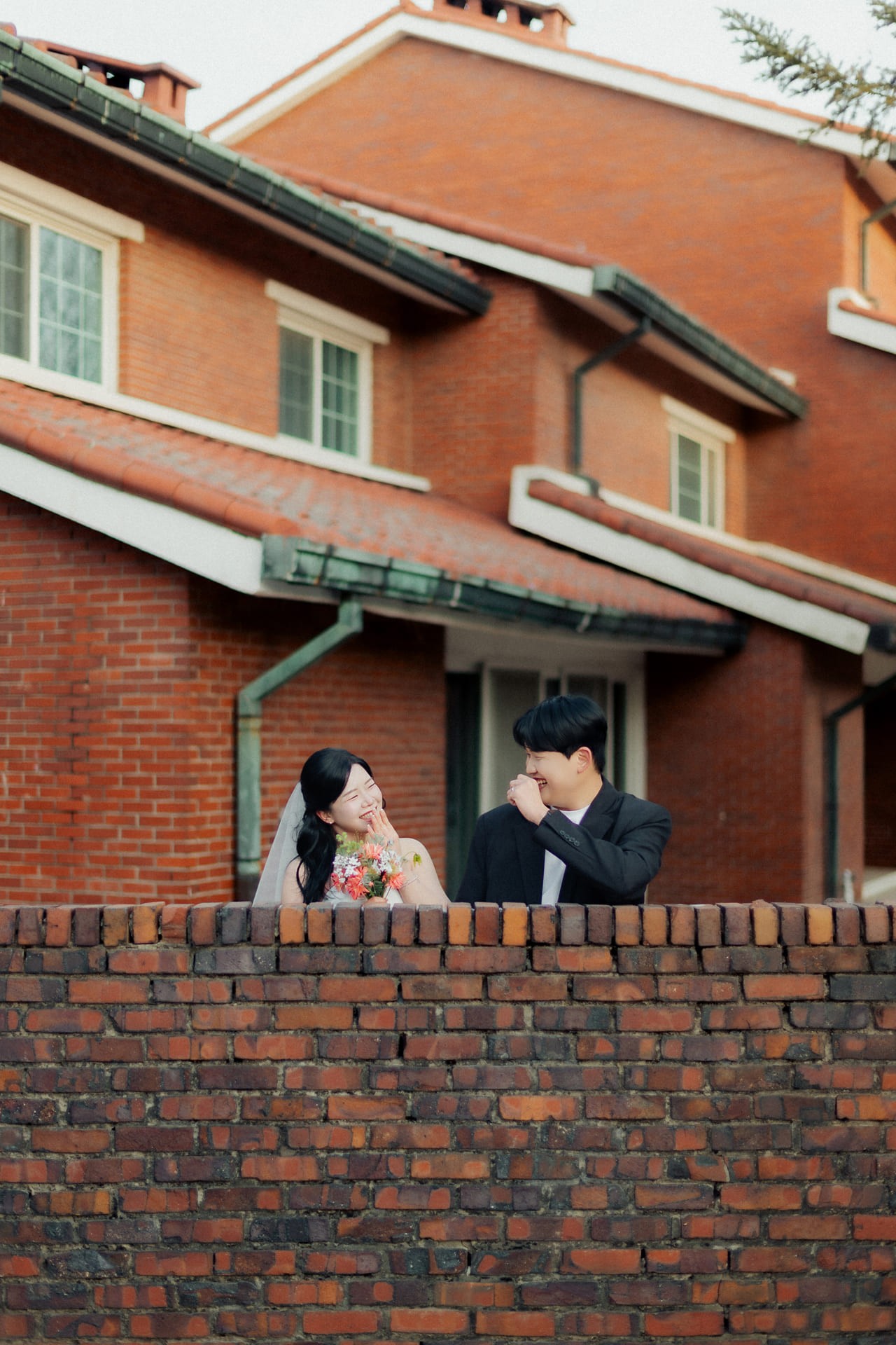 용산 미군기지 웨딩스냅 후기 | 마지아필름이 담아낸 이국적인 야외 웨딩 기록