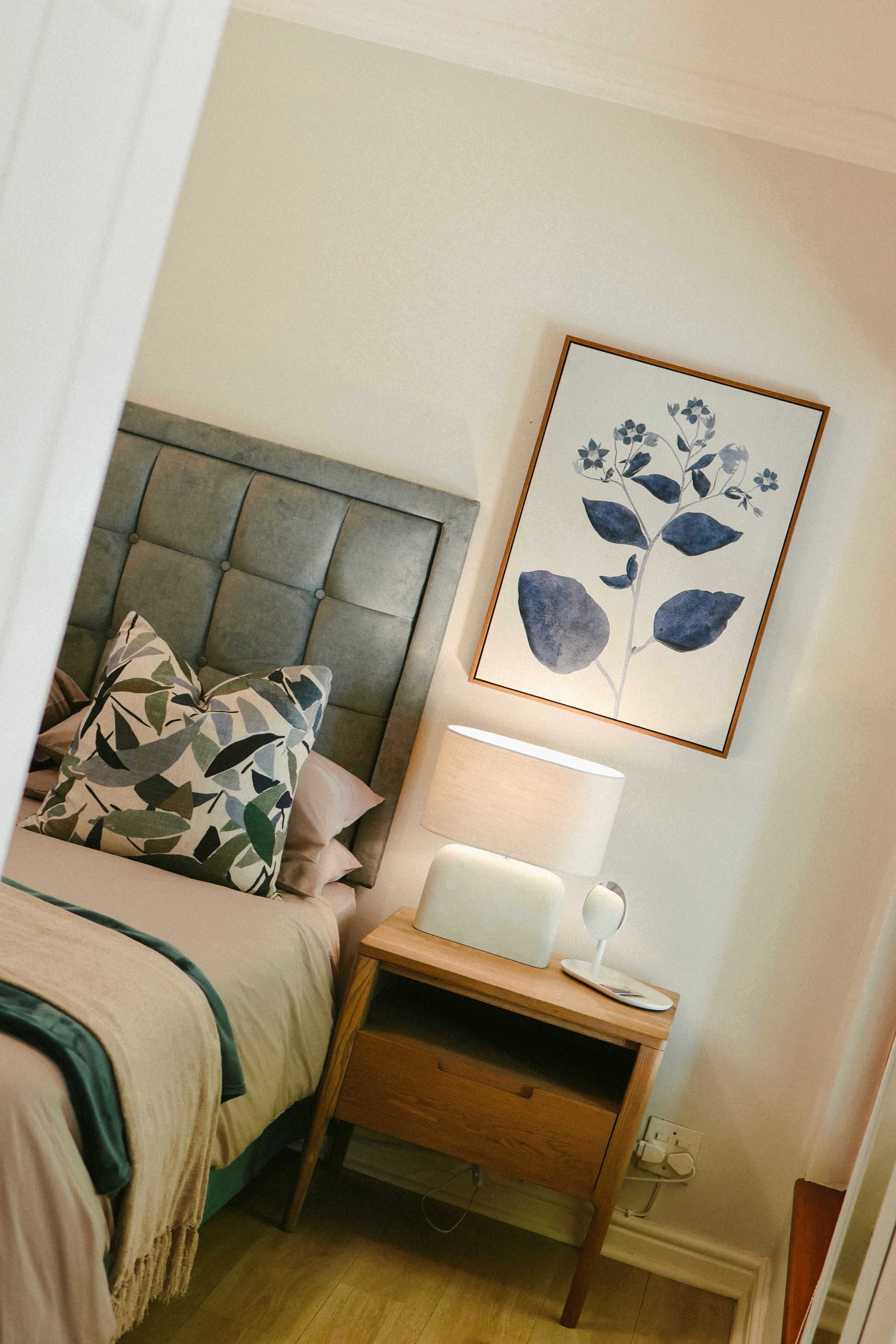 bedroom hout bay house