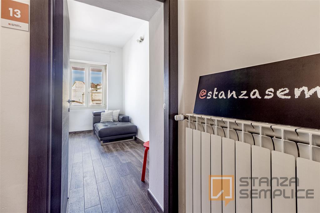 Stanza di 35 mq in Via Napoli, Sassari