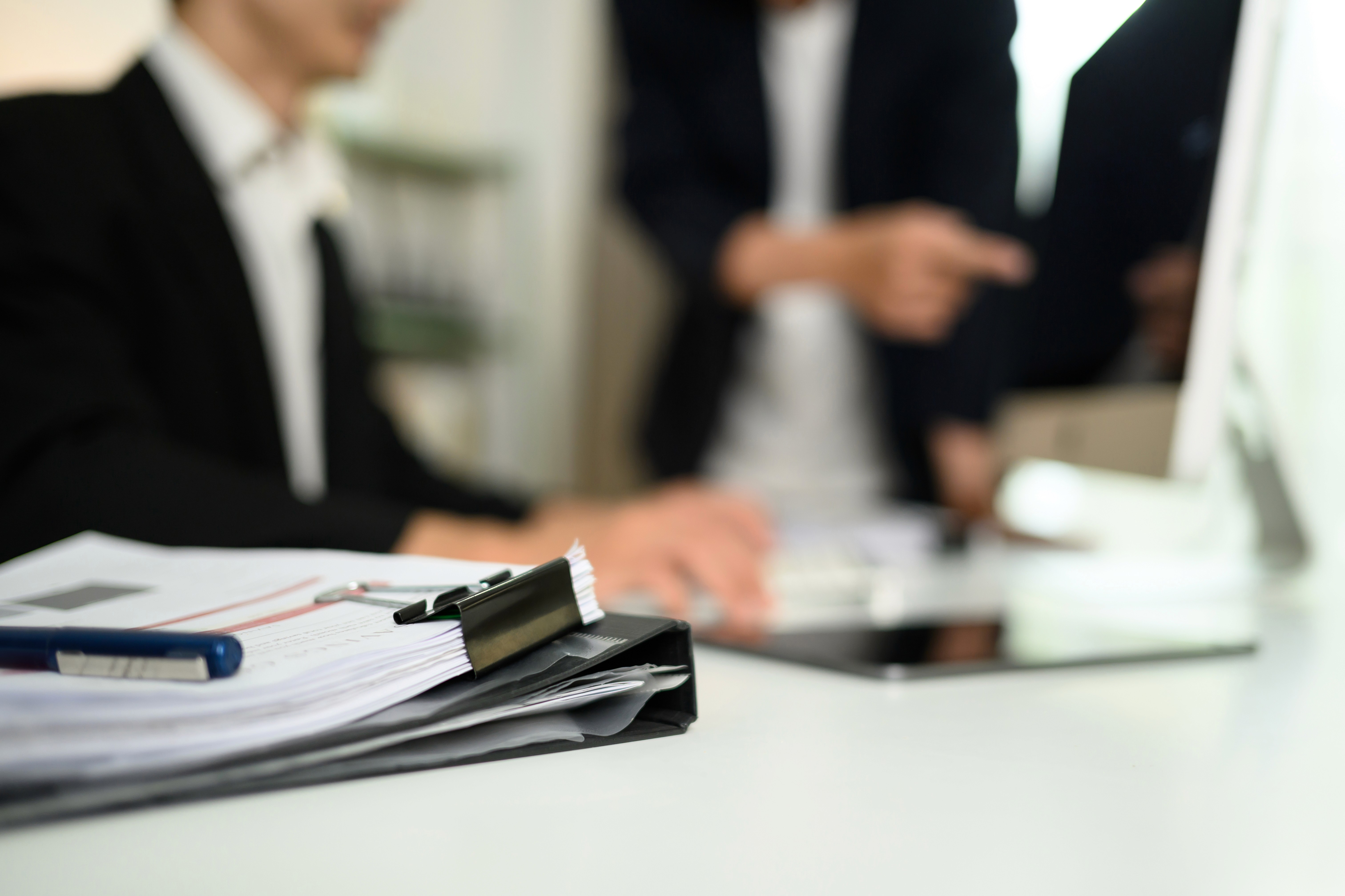 An illustration from Carlos Gomes Cabral