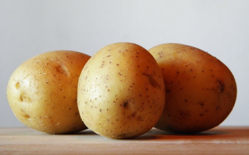 Patate a pasta bianca