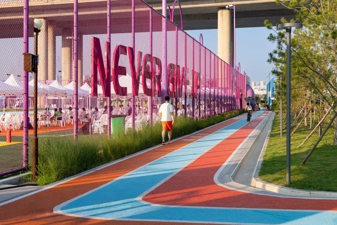 香港國際機場零售店實景裝修 Hong Kong International Airport retail shop renovation completed