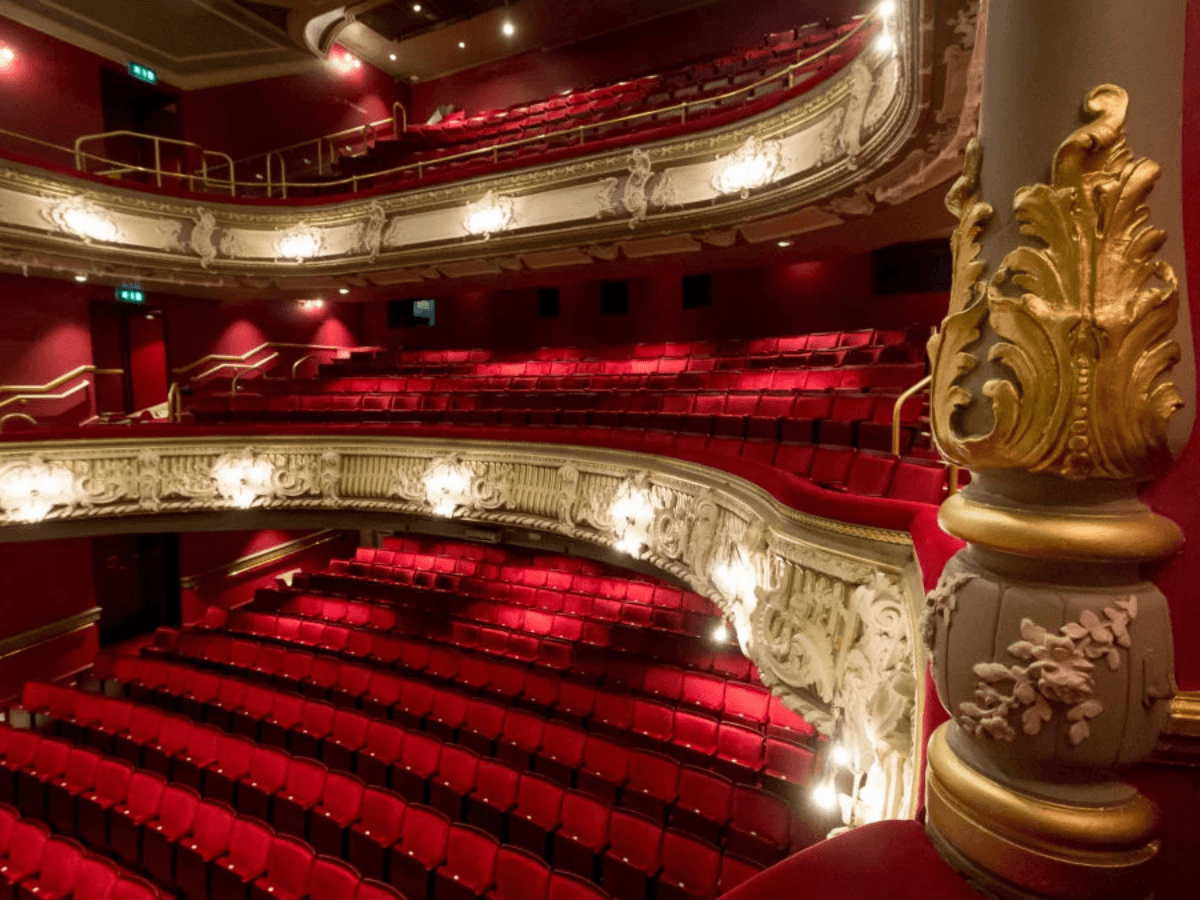 Lyric Hammersmith auditorium credit David Tett