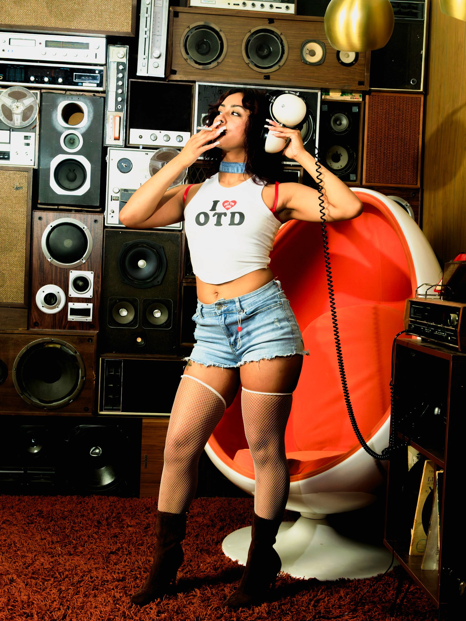 Woman in black with wine-red linear background