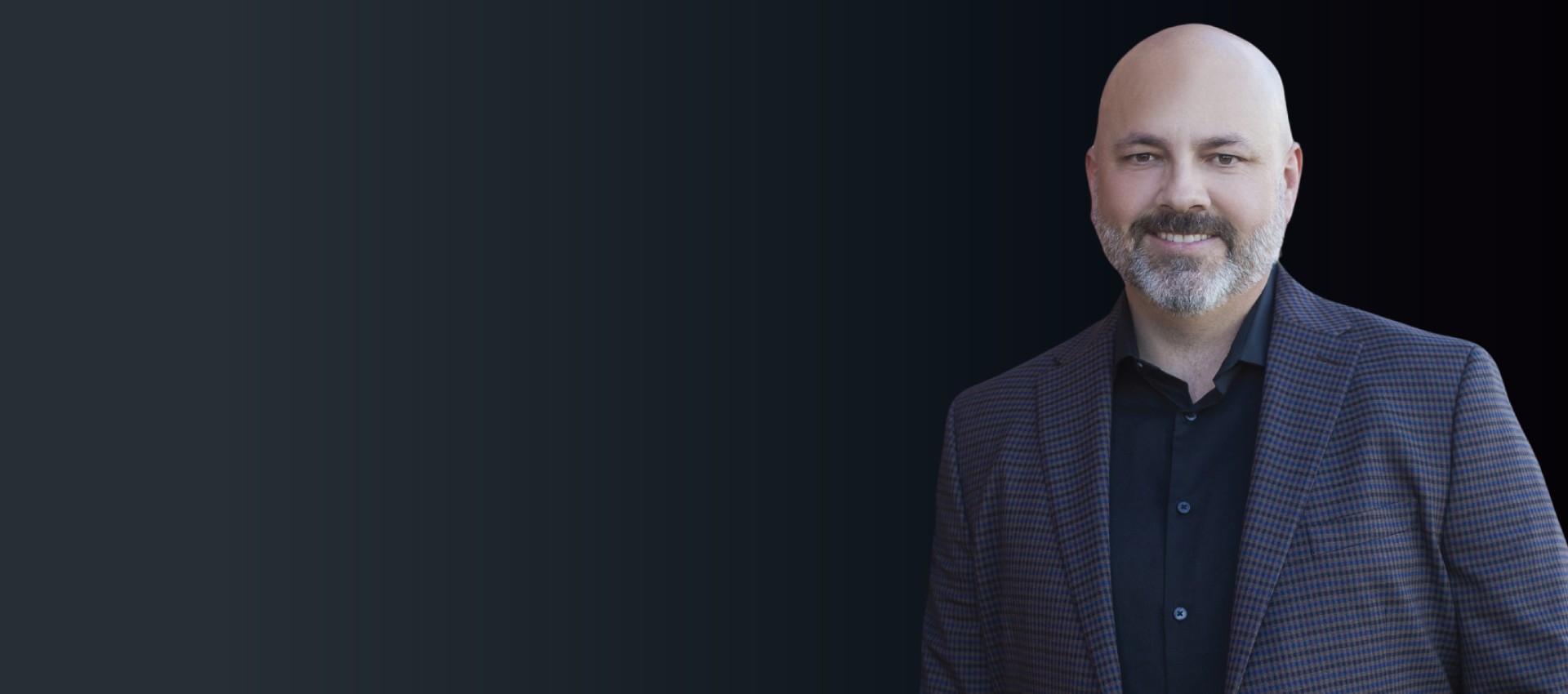Josh Long promoting the subscription to receive expert insights straight to your inbox, offering personalized strategies for clearing obstacles and unlocking new growth opportunities.