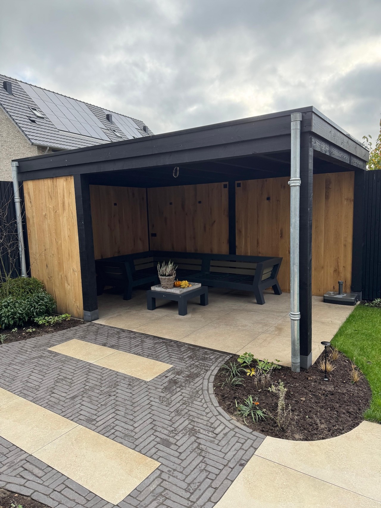 Tuin met organische vormen in Renswoude - Art gardens