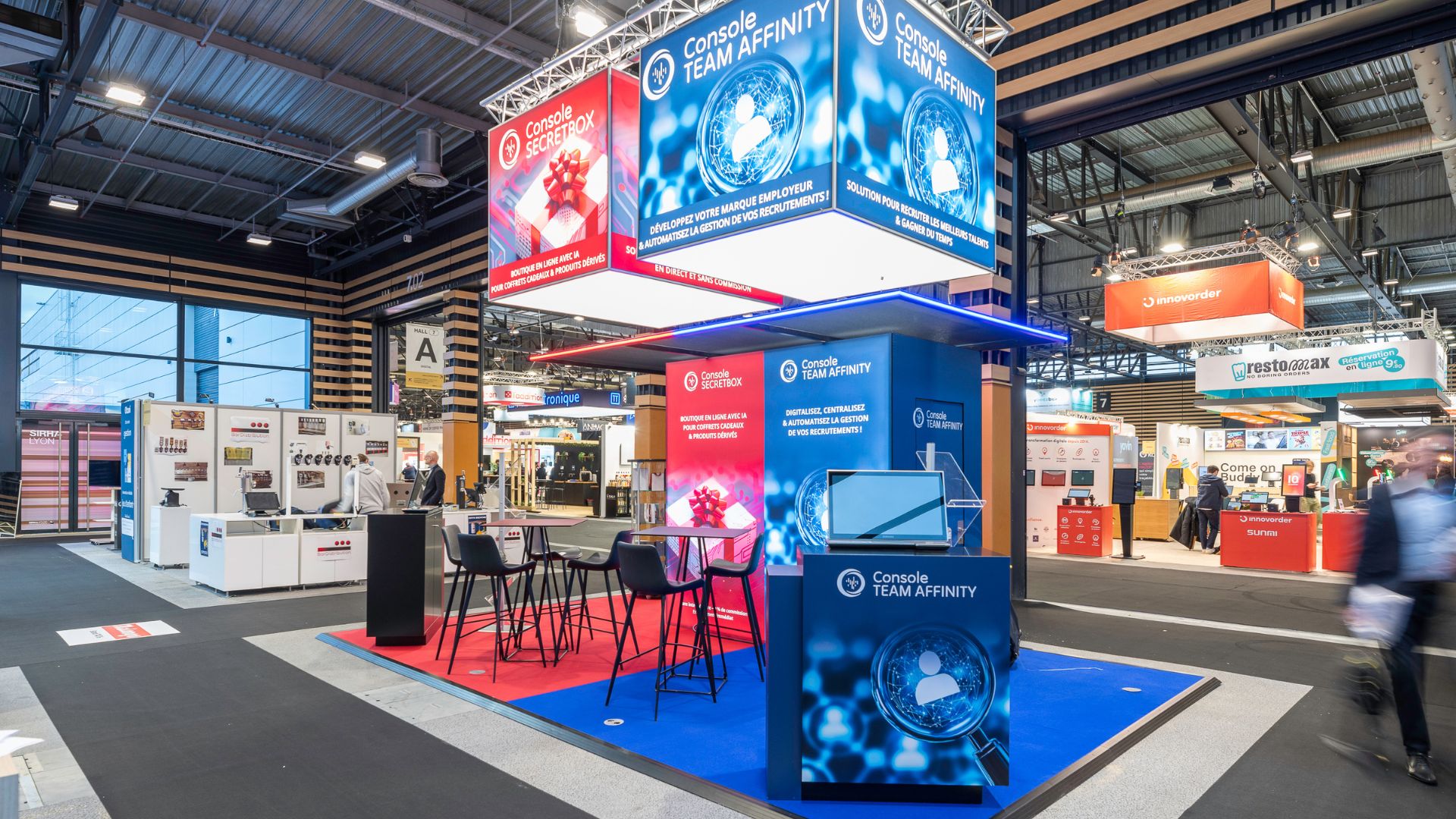 Stand Console Secret Box by Expace