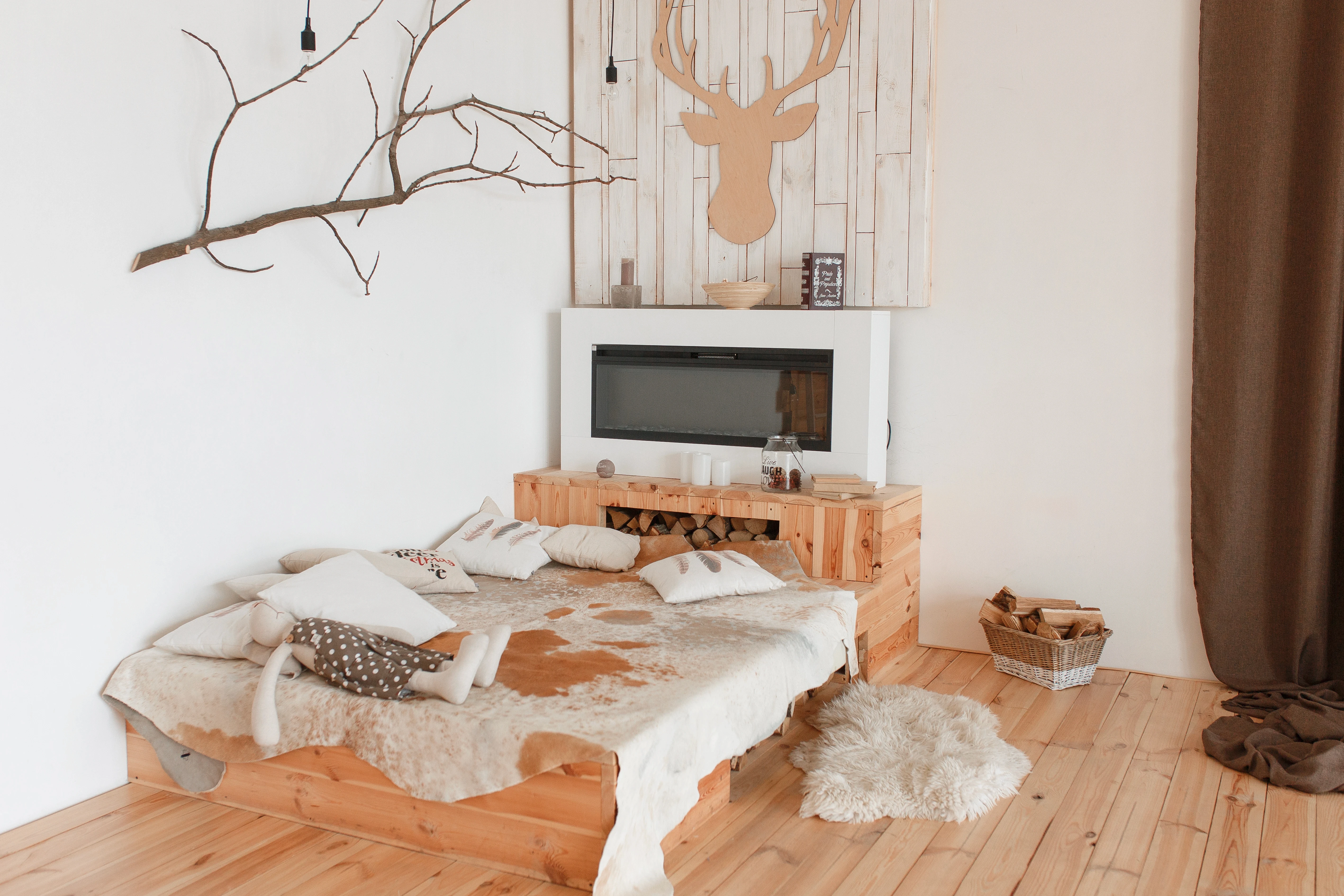 hunting-house-bedroom-interior-natural-rustic-wooden-floor-bed