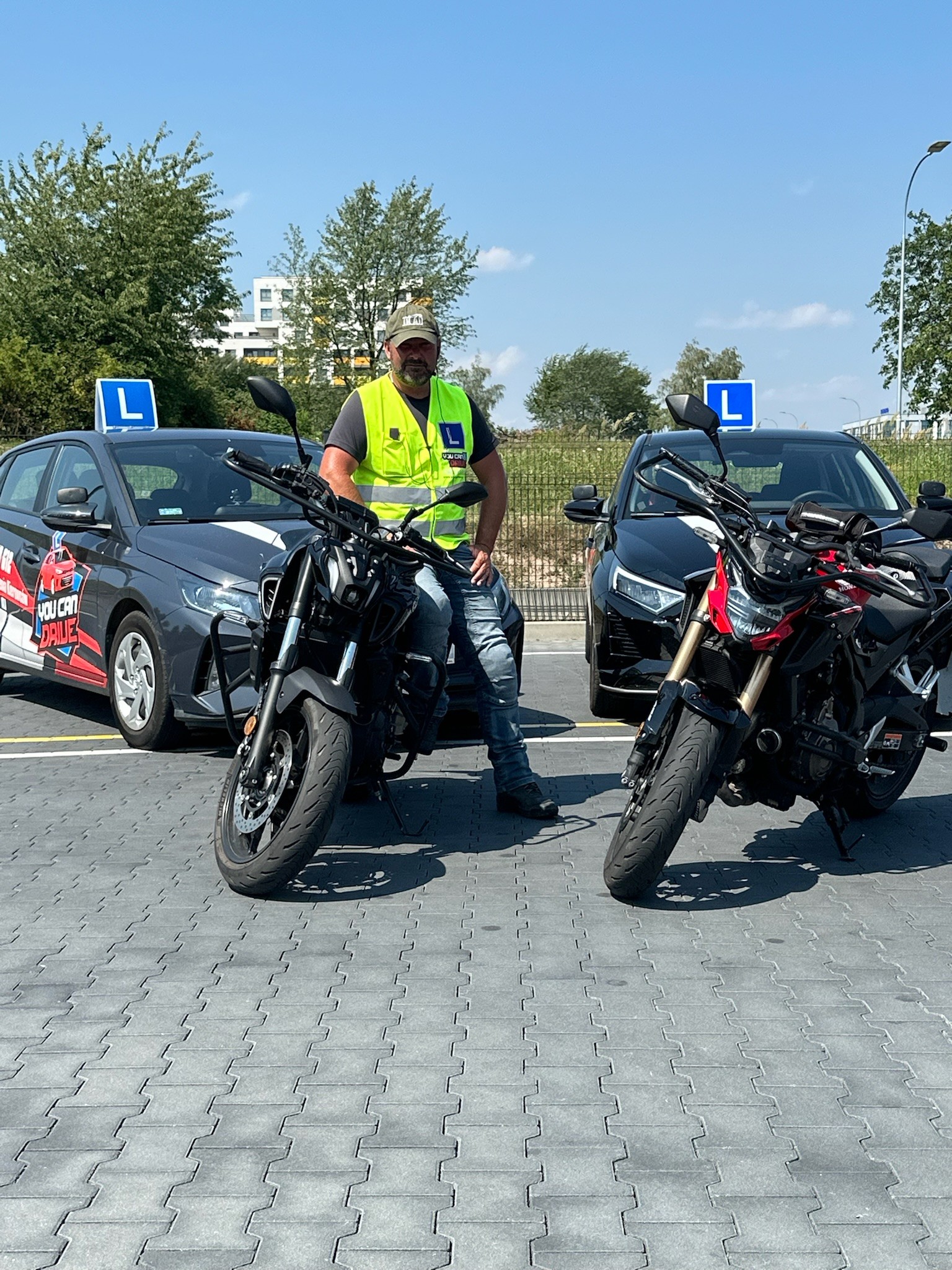 Flota pojazdów OSK You Can Drive to nowoczesne samochody zapewniające komfortową naukę jazdy