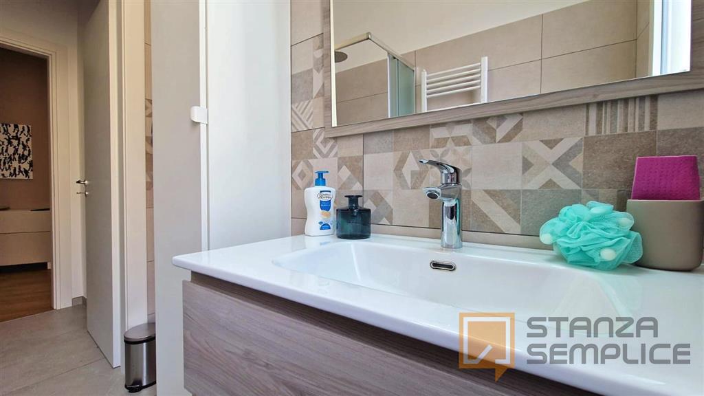 15 sqm room in Via Toscana, Bologna