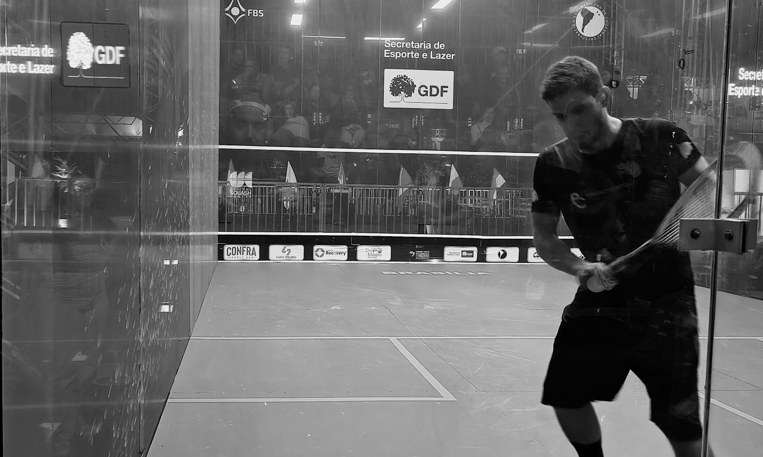 Dynamic picture of a cyclist riding downhill