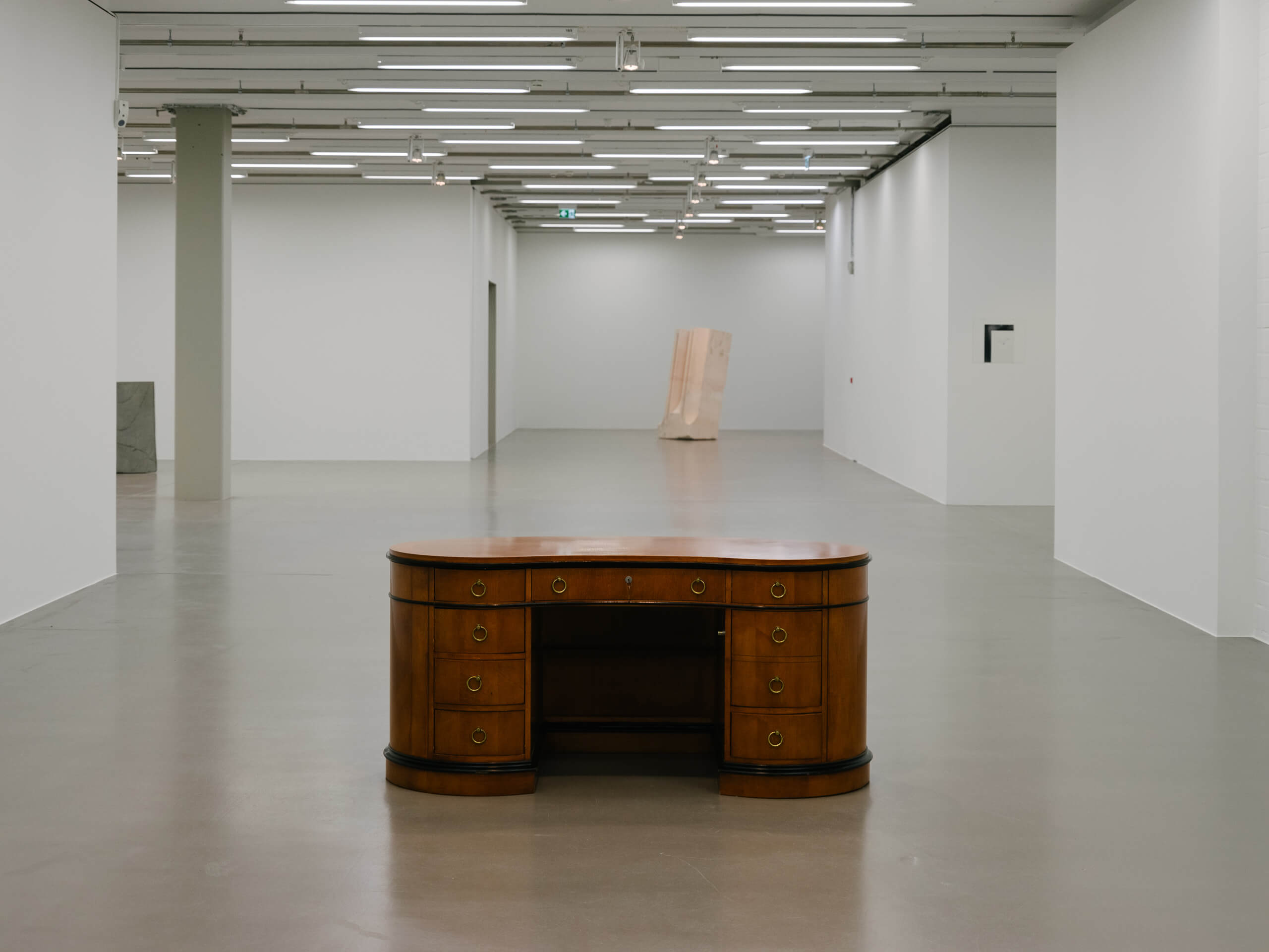 Victor Nikishov - Trisha Donnelly at MMK Tower