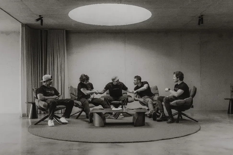 Zincutec team sitting around a table