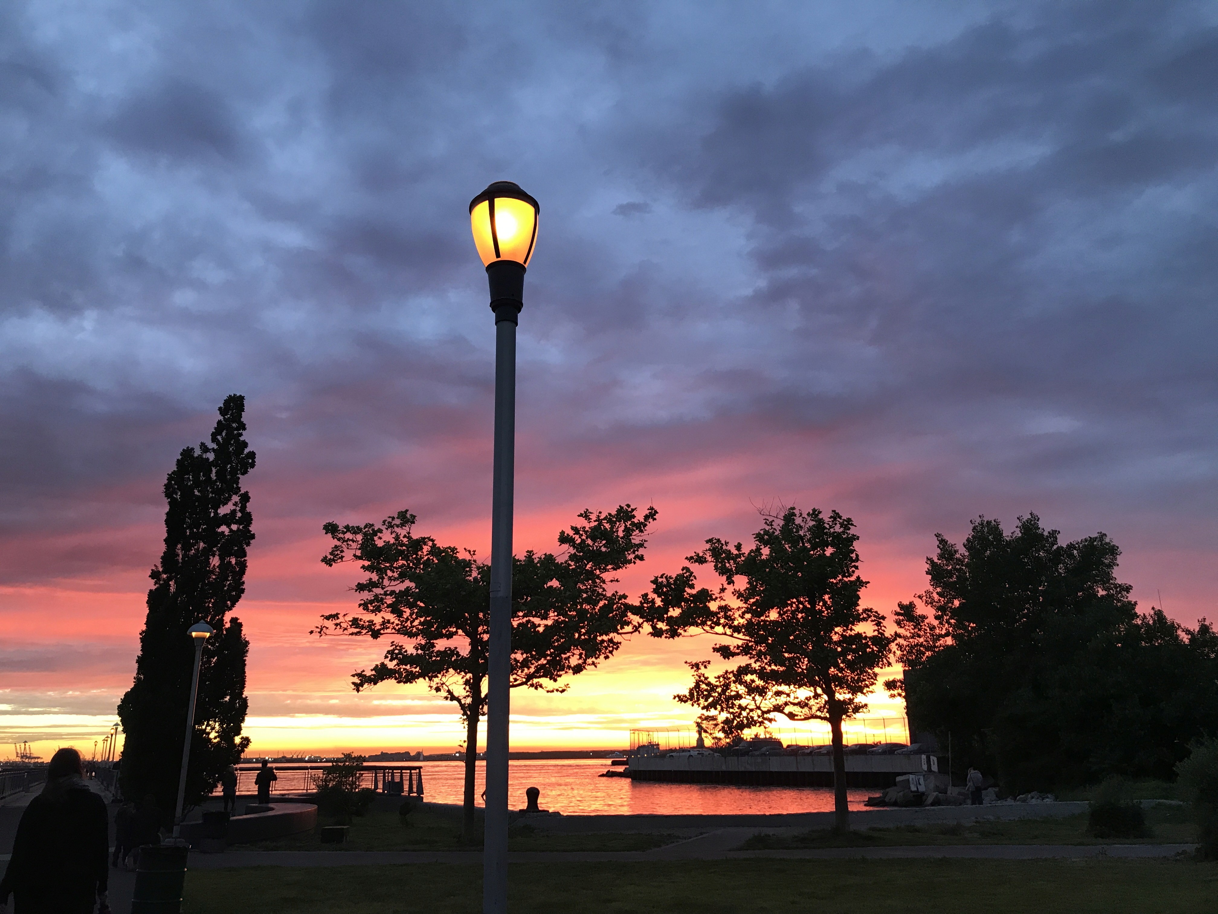 sunset in Brooklyn symbolizing fleeting time that can induce anxiety