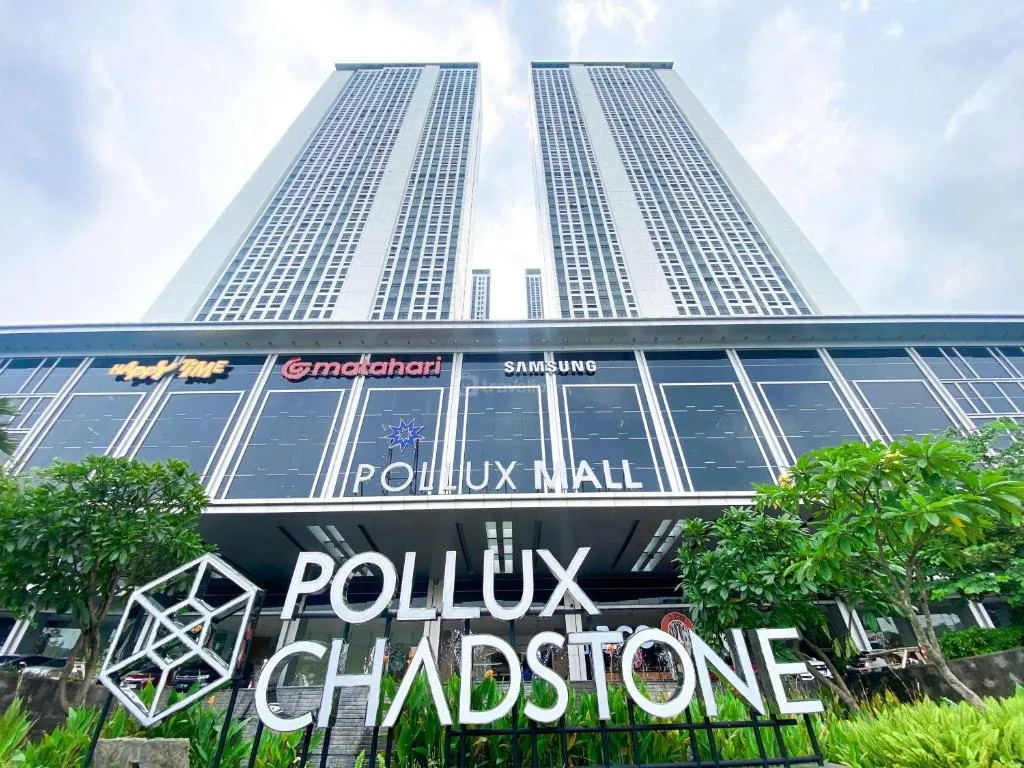 Pollux Chadstone
