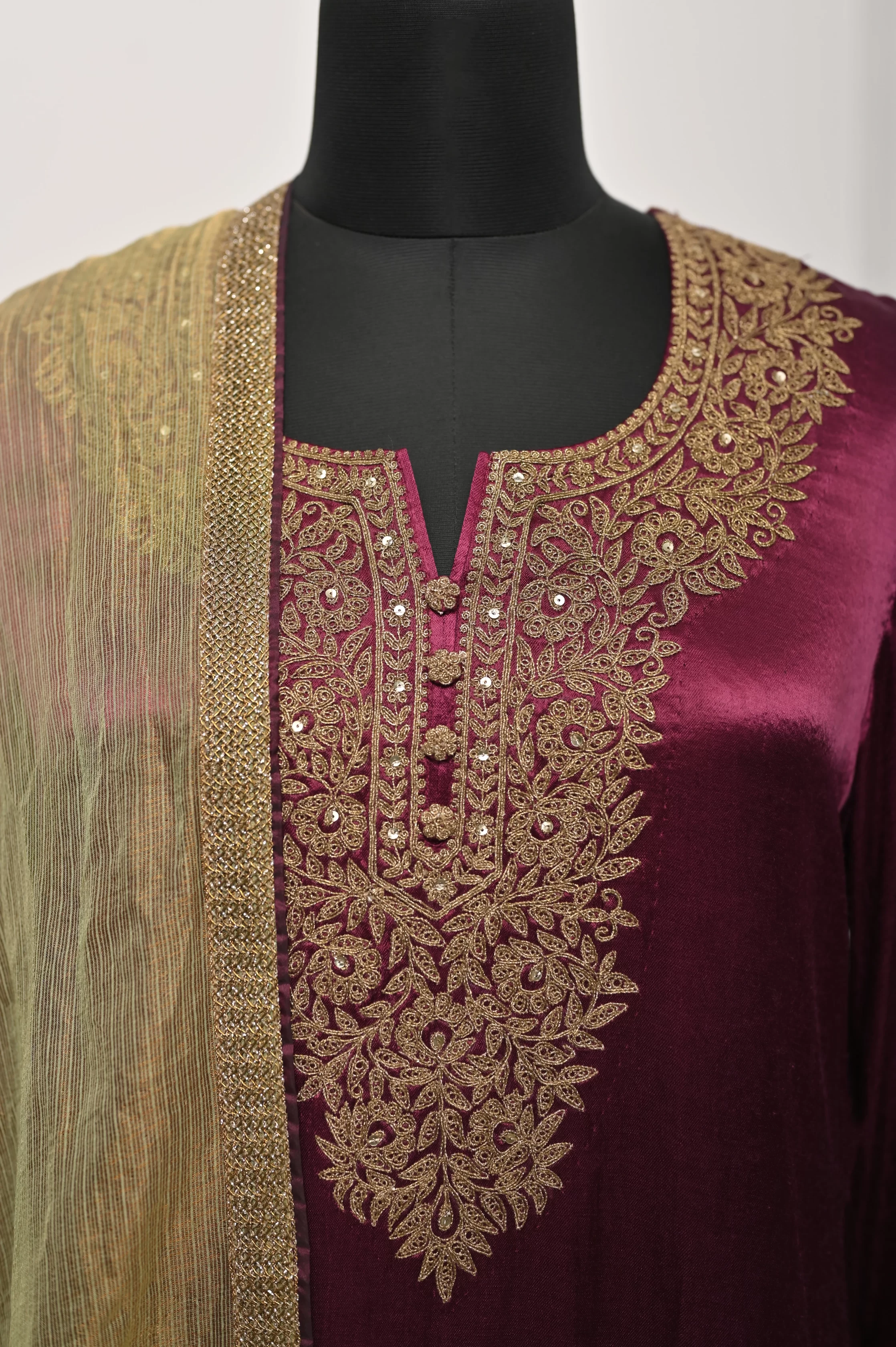 Deep Wine Embroidered Kurta Set 2