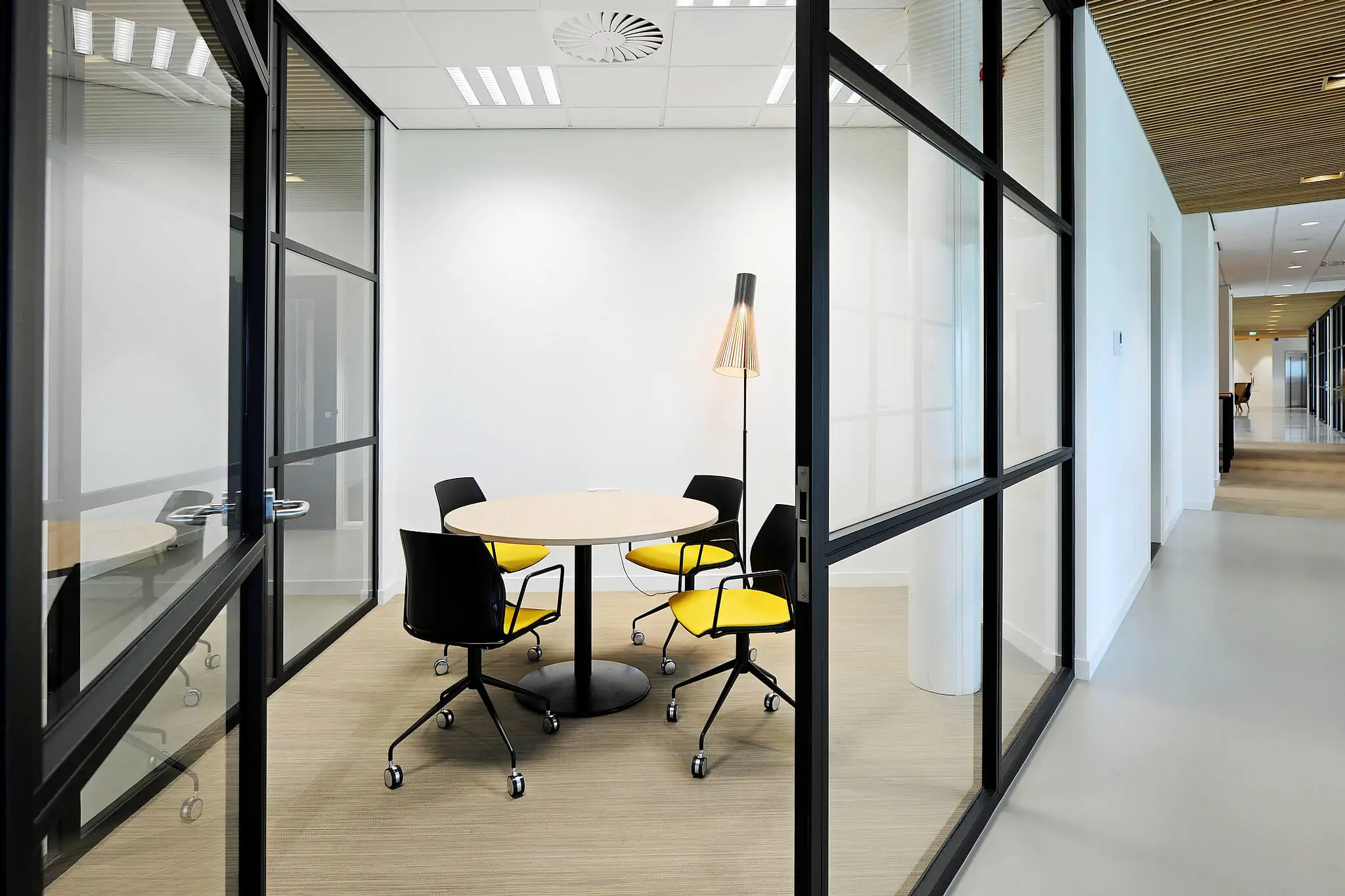 Nieuwe kantoorinrichting Bavinckhouse door Perla