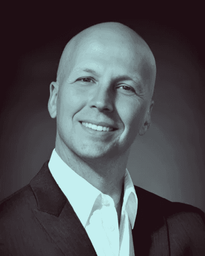Pedro Szalay Headshot