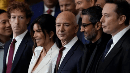 A group of people in suits

AI-generated content may be incorrect.