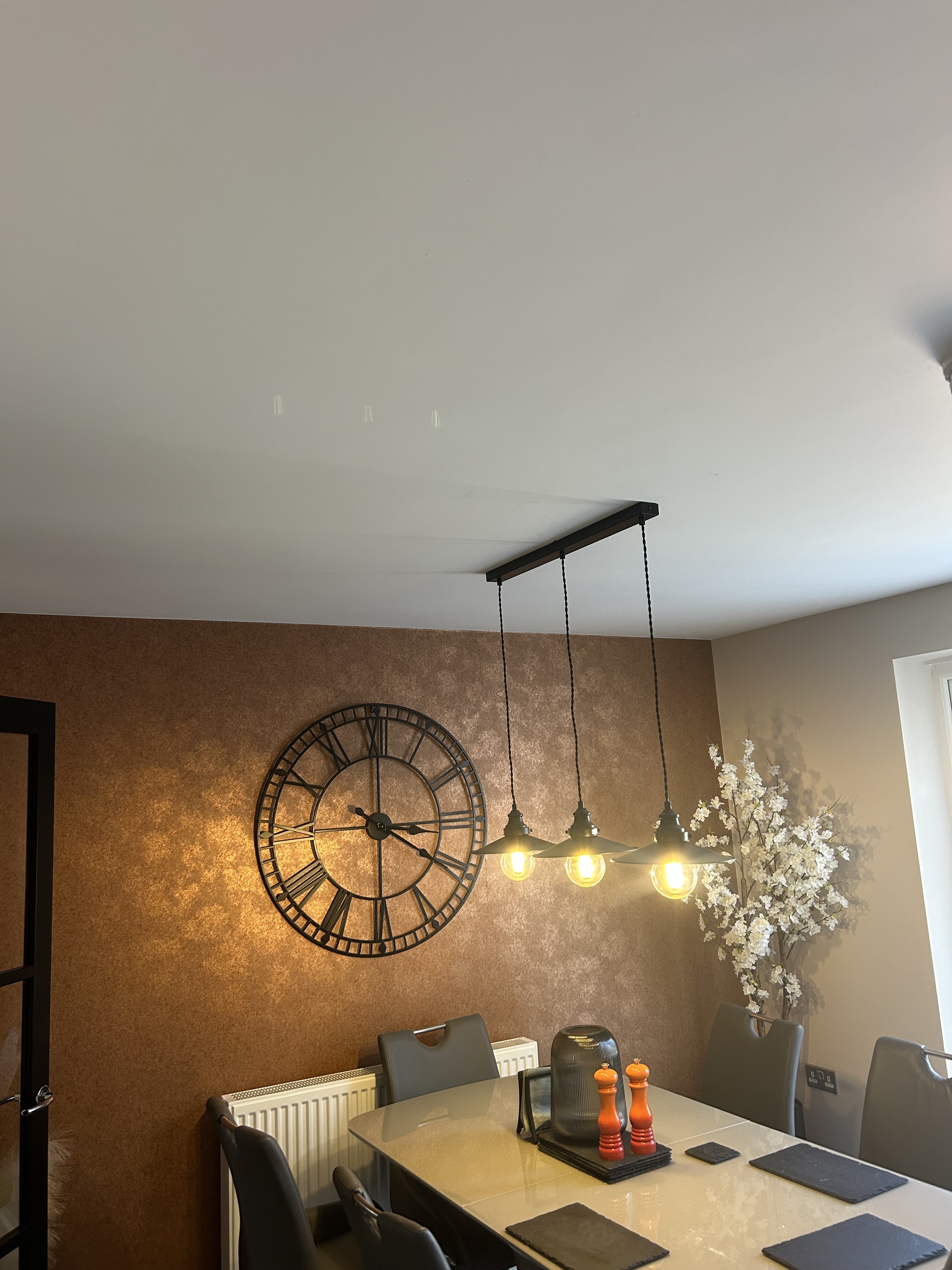 Dining room pendant lighting