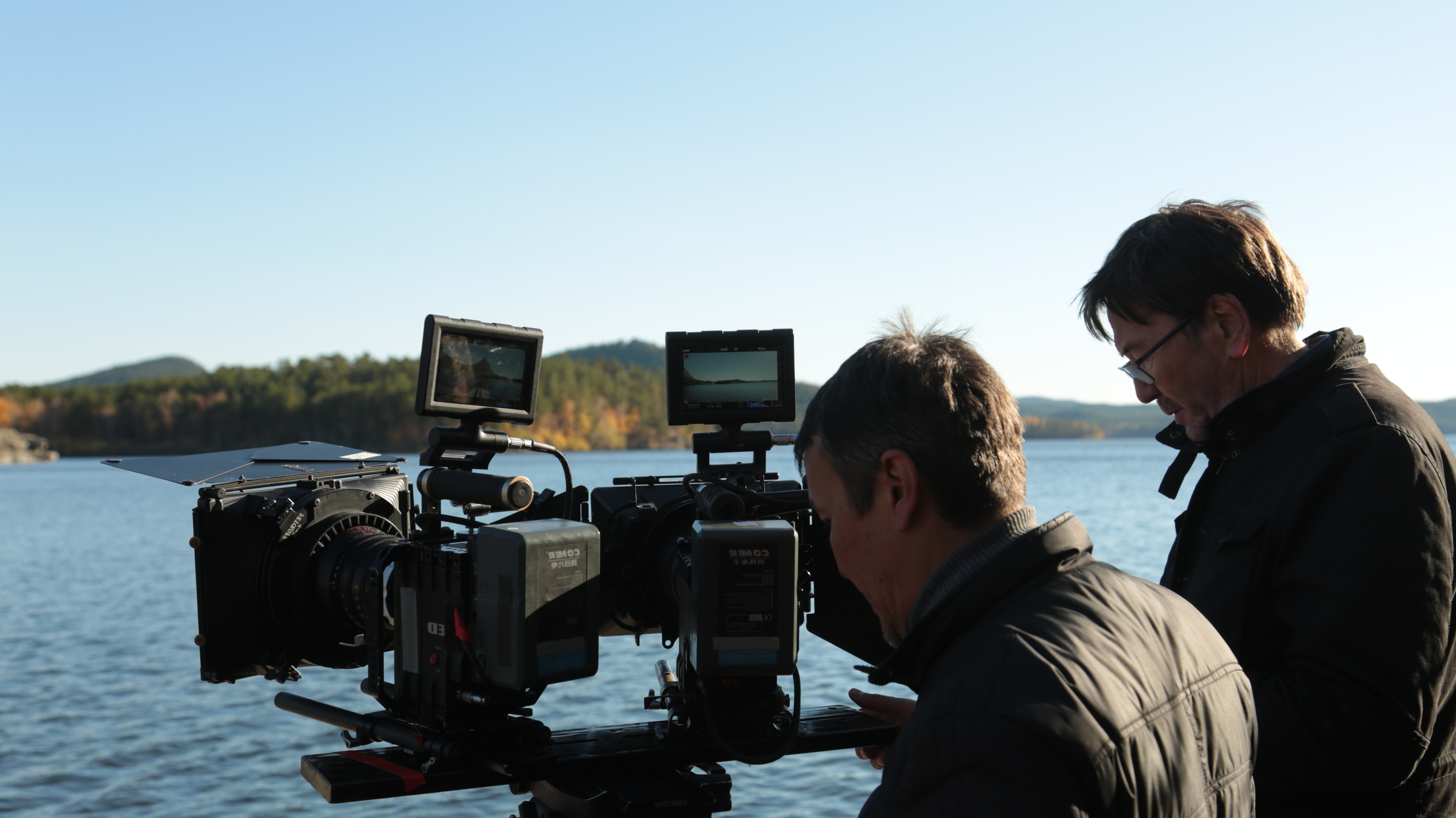 A two camera setup that captures 270 degrees fov