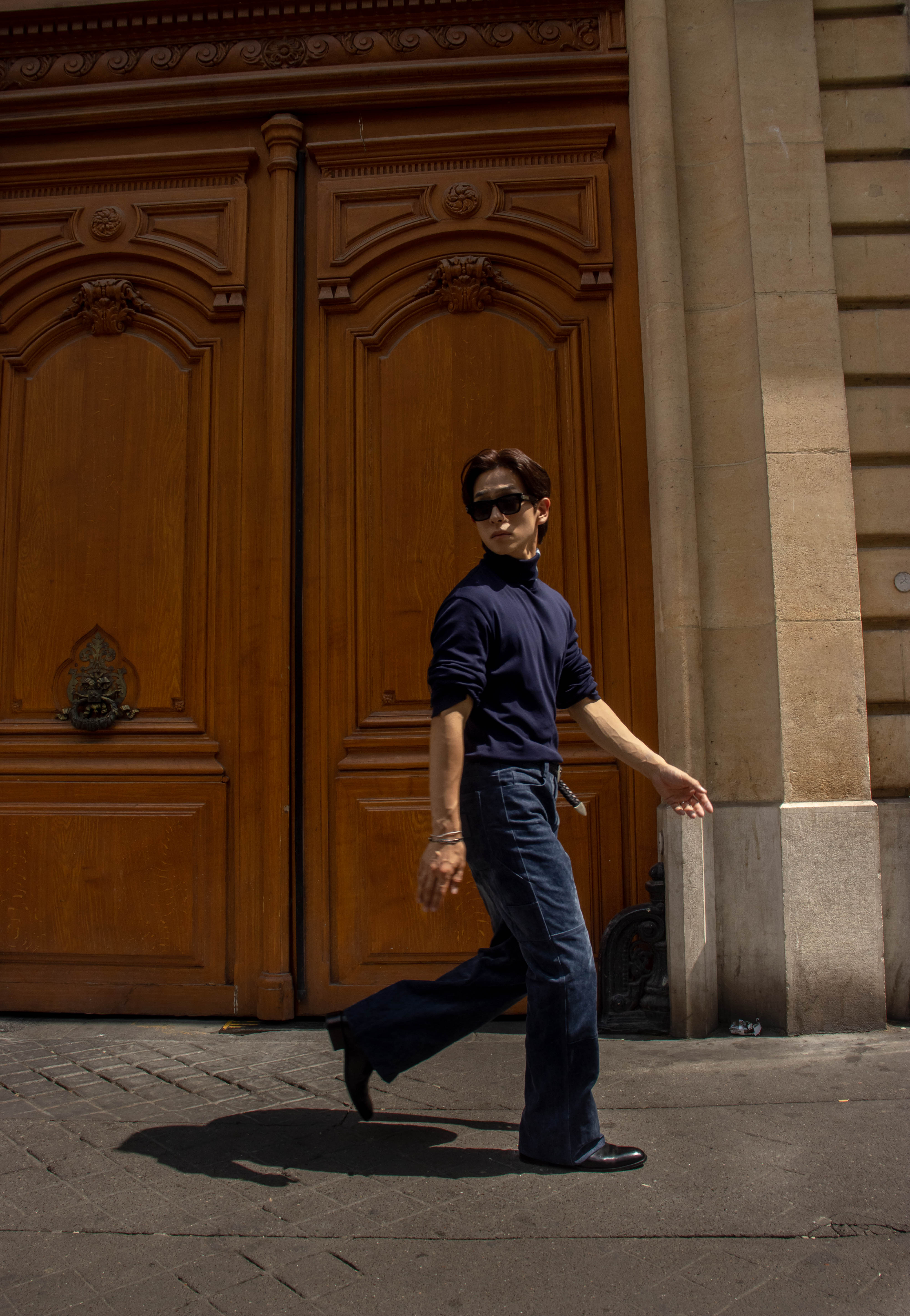 Shooting influenceurs coréens dans les rues de Paris