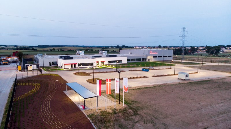 Isabella awnings in the 1990s