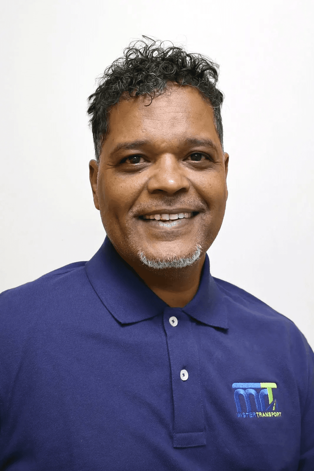 Photo:Mr T CEO warns against skipping goods insurance amid festive delivery damage surge – South African Daily