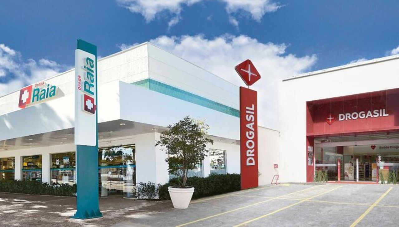 Retail media ganha novo papel com ação da Medley nas farmácias Raia e Drogasil