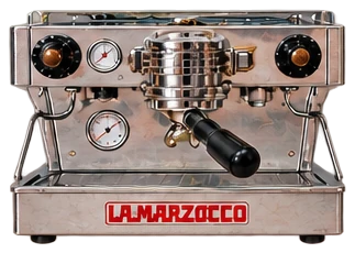 Professionele espressomachine als redactioneel machinebeeld
