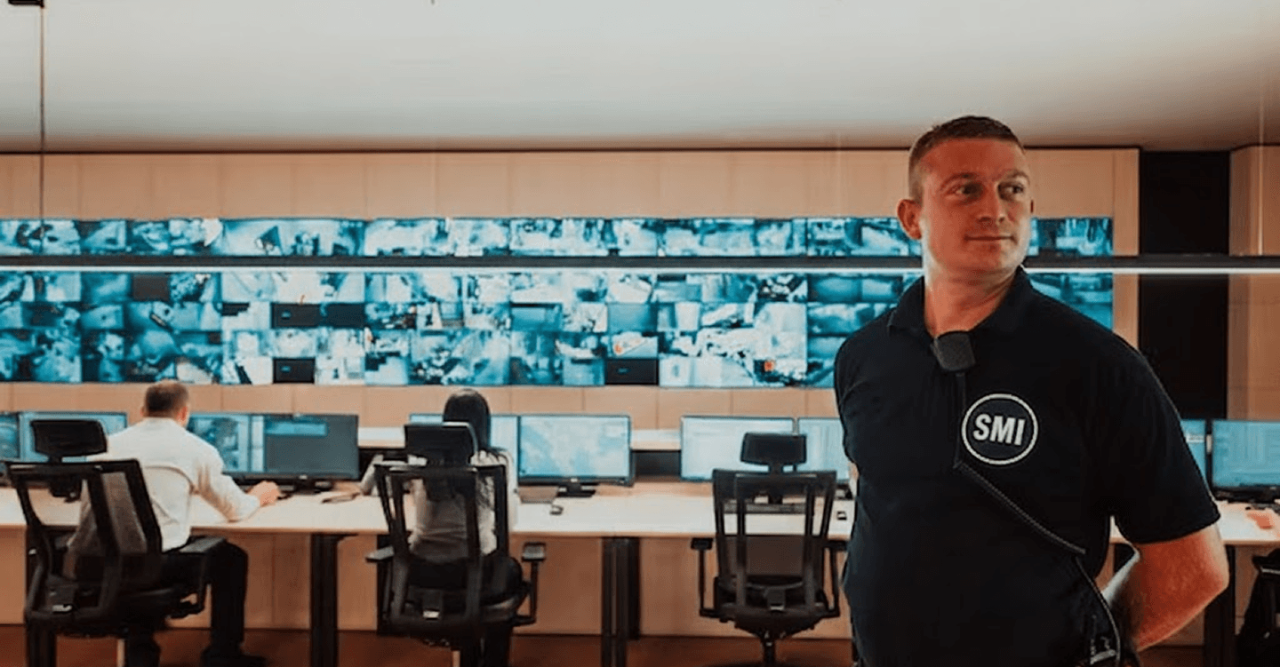 Dynamic picture of a cyclist riding downhill