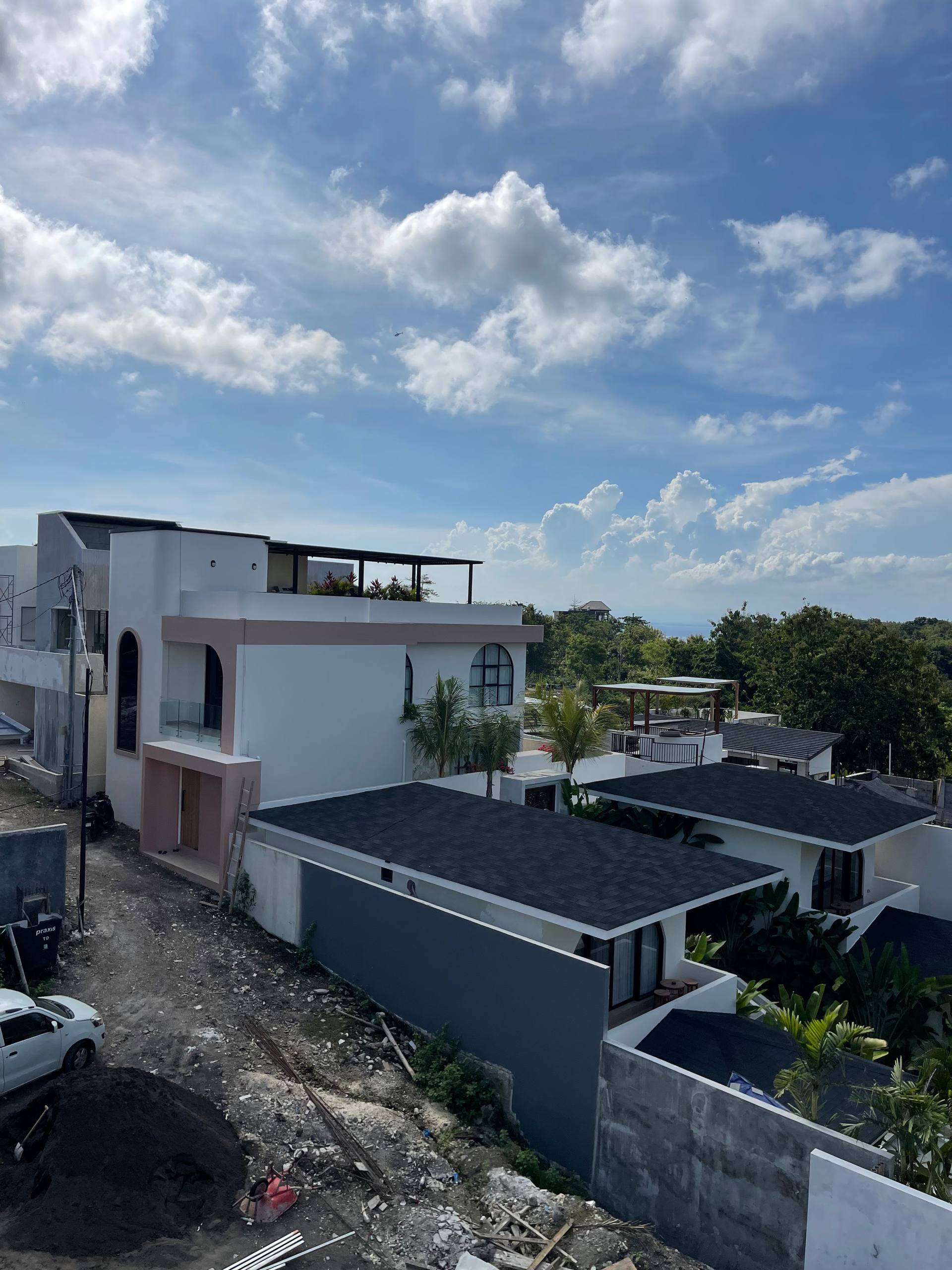 Land plots 195 m² and 200 m² in Balangan, Freehold