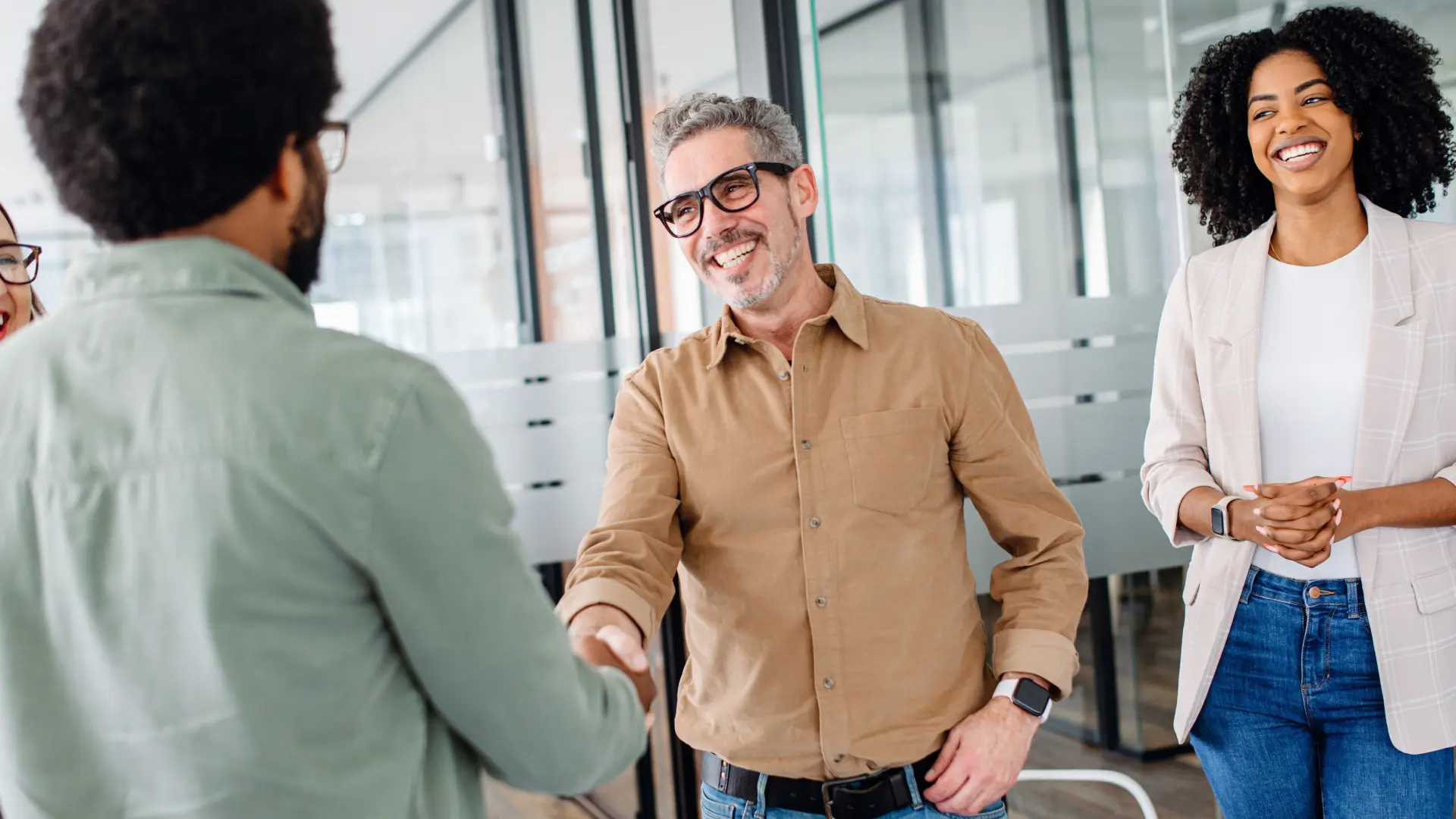 QualiS investe no bem-estar das equipes com iniciativas que fortalecem os resultados (Foto: Shutterstock)
