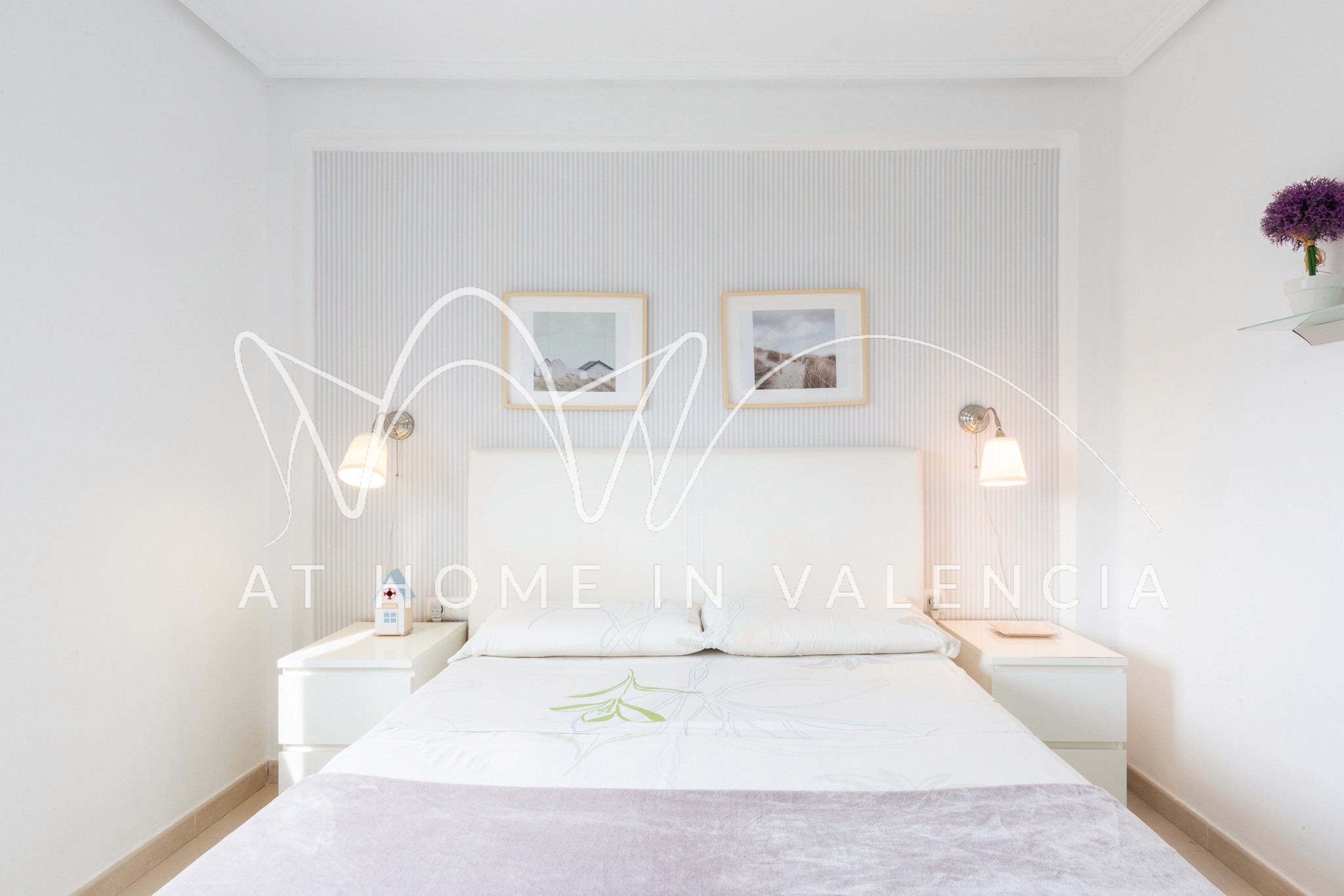 Apartment's bathroom photo