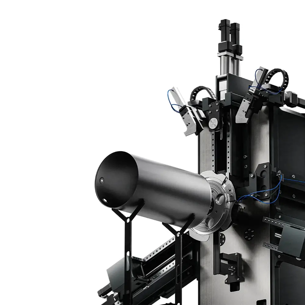 Machine for serial production of custom tanks with visible tank during processing