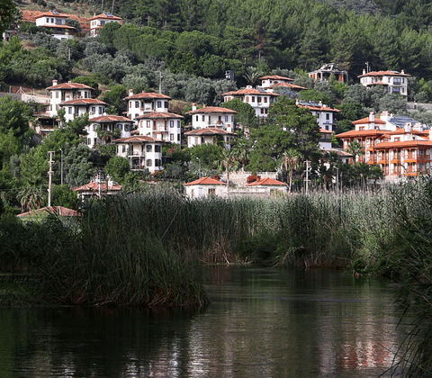 Akyaka kıyısı