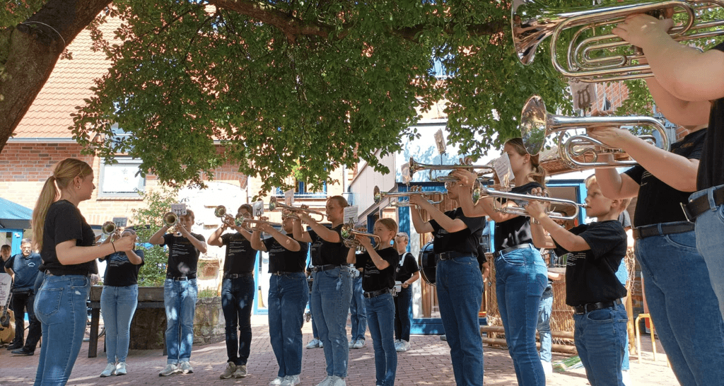 Die (K)Leinegarde beim Konzert
