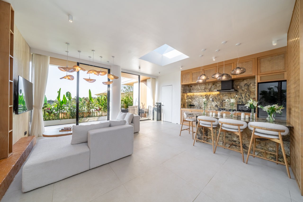 Завершенная роскошная вилла с 3 спальнями в Унгасане, на Буките, расположенная в жилом комплексе с инфраструктурой в стиле 5-звездочного отеля.