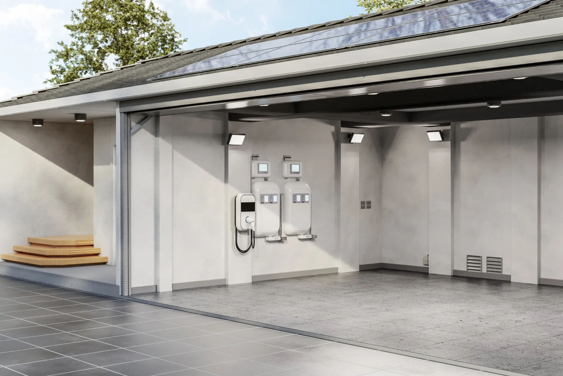 Eine Wallbox die von einer PV-Anlage auf einer Garage betrieben wird.