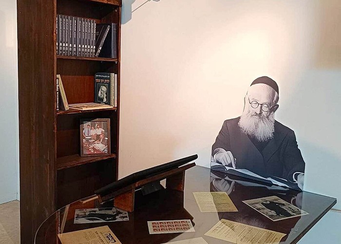 Rabbi Yitzhak Halevi Herzog, the first Ashkenazi chief rabbi of the State of Israel, wrote a doctorate on tekhelet in 1913. Photo courtesy of Ptil Tekhelet.