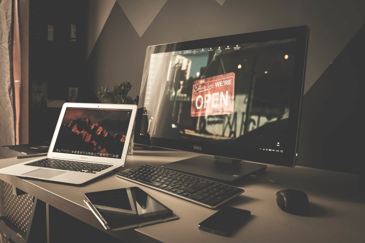 Illustration for Framer vs Webflow: Which Is Better in 2025?