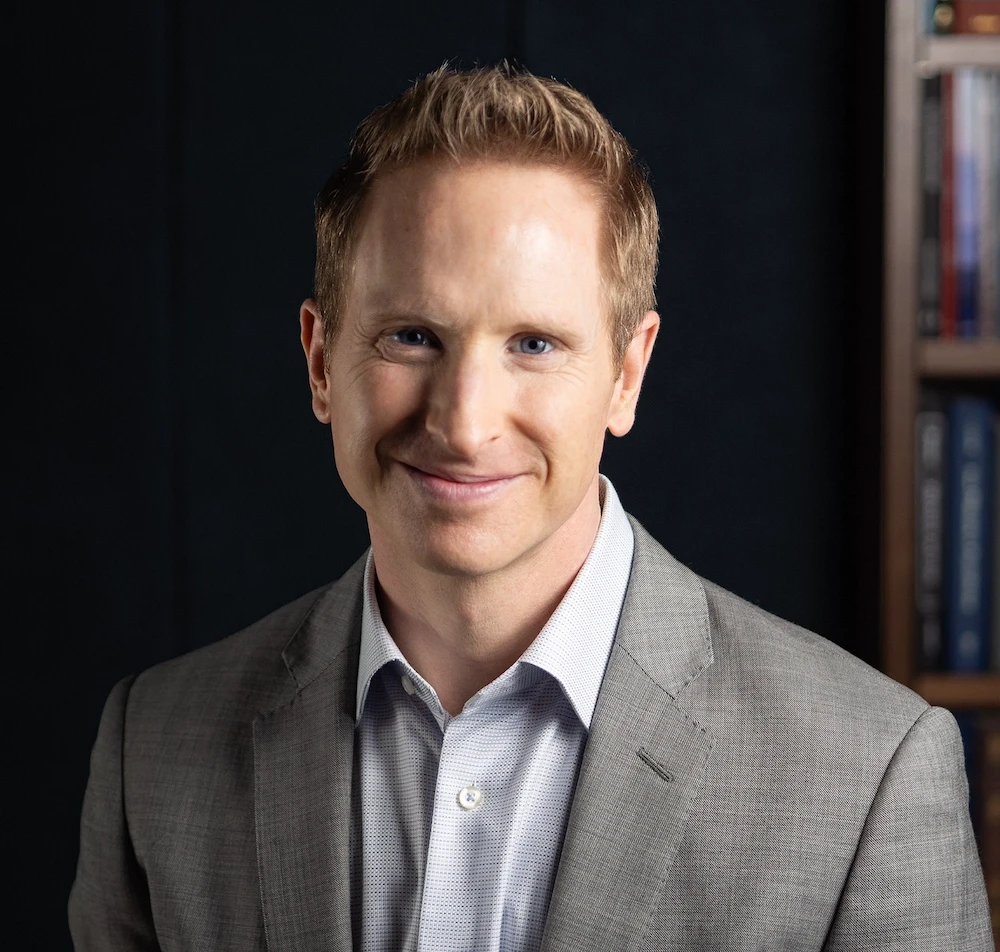 Photograph of Dr. Mike Lee, clinical psychologist and Jungian herapist